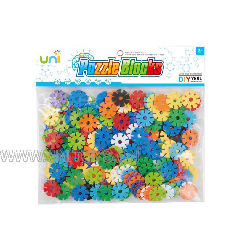 中号雪花片积木套庄